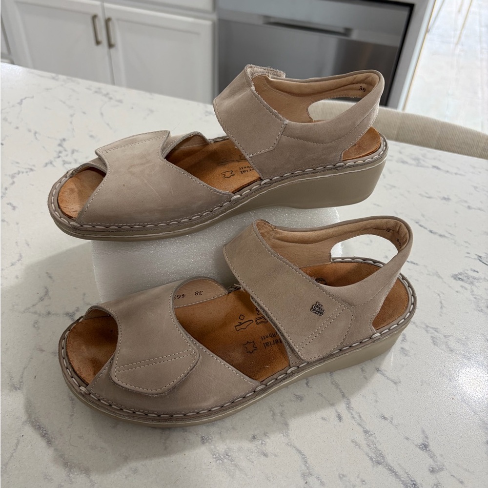 FINN COMFORT Women’s Leather Sandals